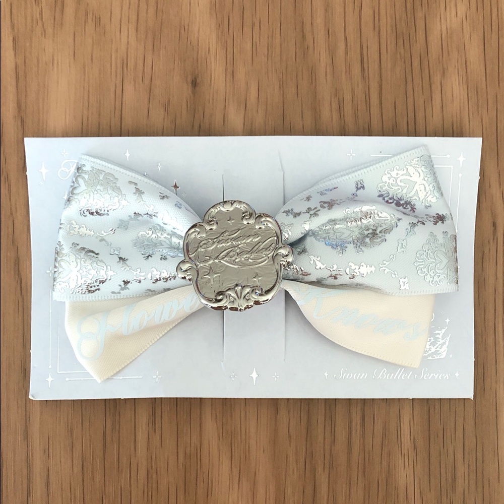 NWT Flower Knows Swan Ballet Collection Blue Hair Clip 🦢🩵🤍